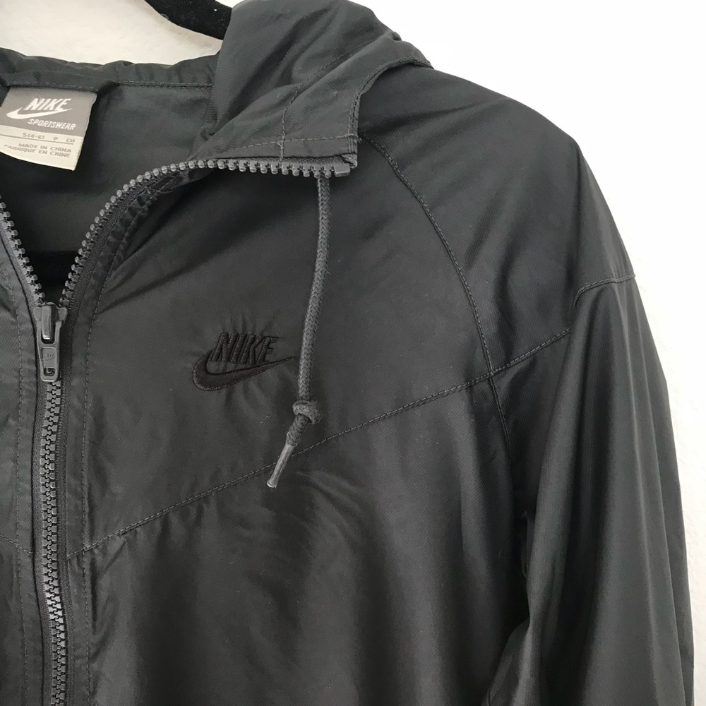 Nike gray windbreaker
